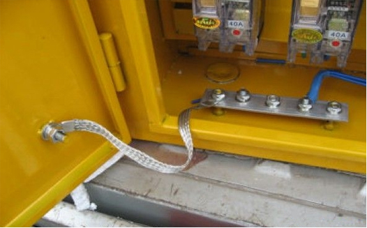 J9.COM提醒您——三级配电、二级漏电保护等配电箱及施工要求